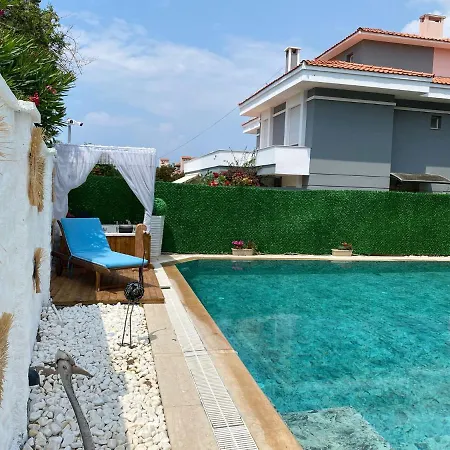 Flora Boheme Butik Hotell Çeşme