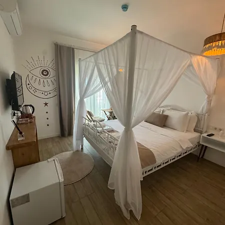 Flora Boheme Butik Hotell Çeşme