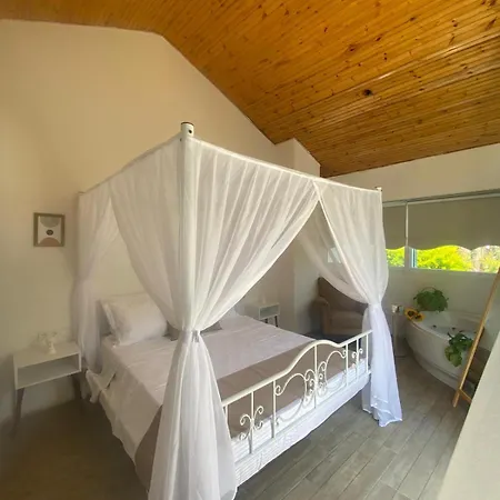 Flora Boheme Butik Hotell