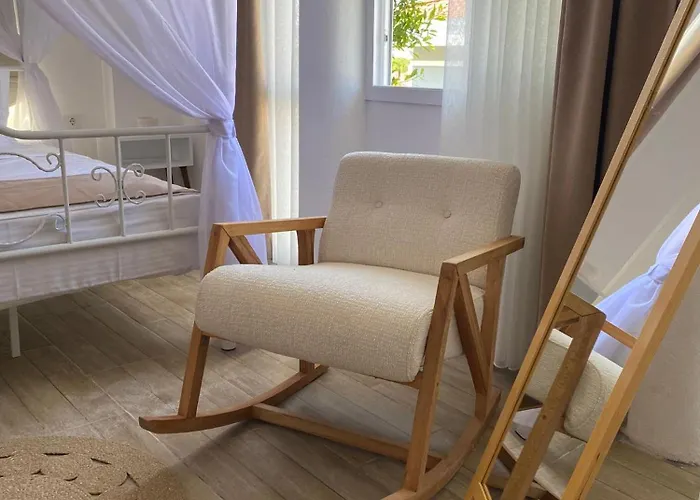 فندق Flora Boheme Butik Çeşme
