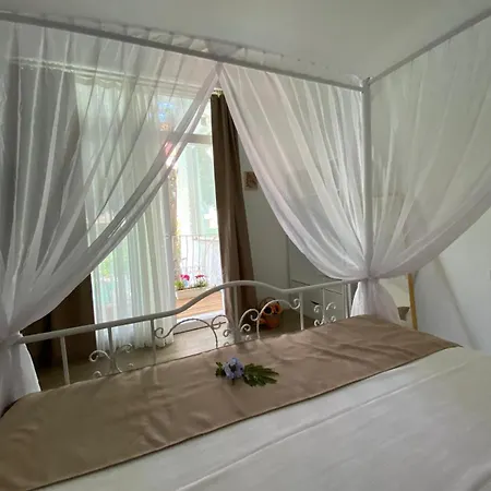 Flora Boheme Butik Çeşme