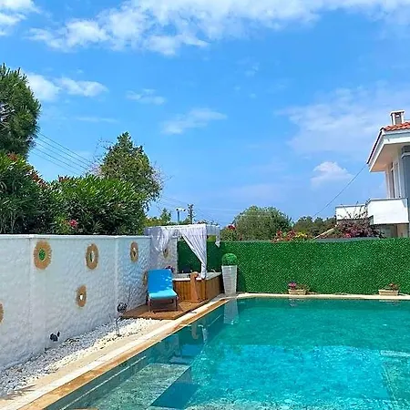 Flora Boheme Butik Çeşme