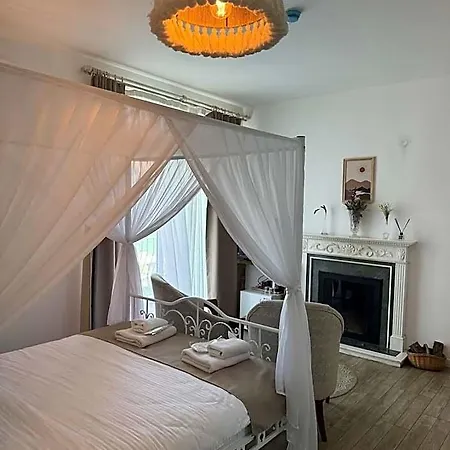 Flora Boheme Butik Çeşme