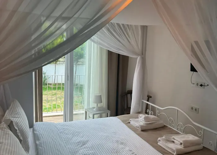 Flora Boheme Butik Szálloda *